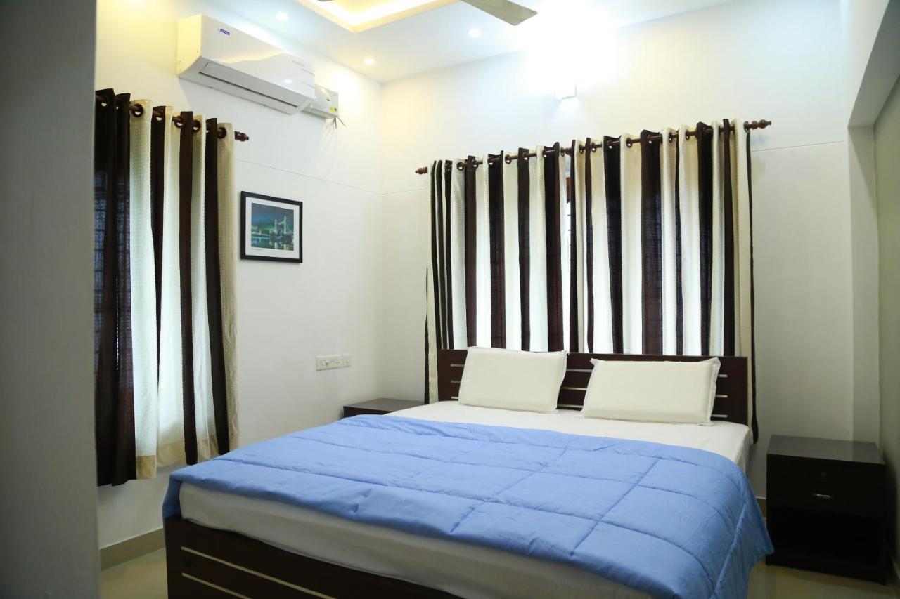 Down Town Holidays Thiruvananthapuram Exterior foto
